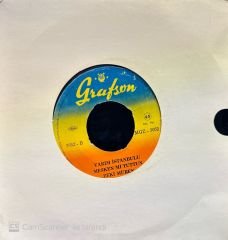 Zeki Müren - İçimdesin / Yarim İstanbul'u Mesken mi Tuttun 45'lik