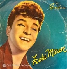 Zeki Müren - Unutamam Seni / Görmedim Ömrümün Asude Geçen Bir Demini 45'lik