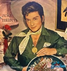 Zeki Müren - Ben Seni Unutmak İçin Sevmedim / Kapat Şu Pencereni, Aşkımız Gizli Kalsın 45'lik