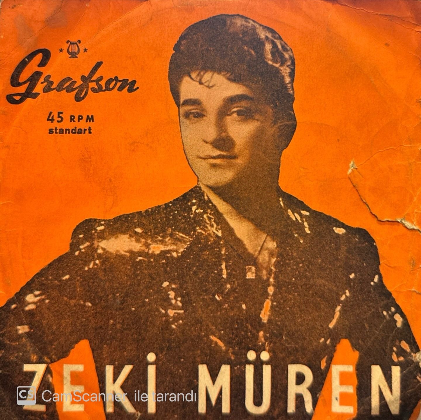 Zeki Müren - Kaçamazsın / Kimsesiz Bir Yolcuyum 45'lik
