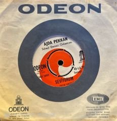 Ajda Pekkan - Seviyorum / İlkokulda Tanışmıştık 45'lik