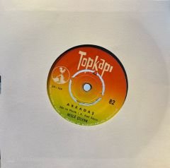 Necla Çelenk - Arkadaş / Kanma Dünya Malına 45'likq