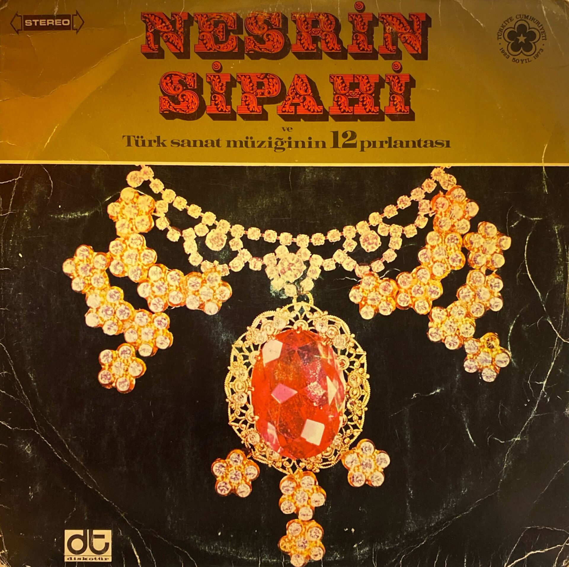 Nesrin Sipahi – Ve Türk Sanat Müziğinin 12 Pırlantası ( Nesrin Sipahi Islak İmzalı ) LP
