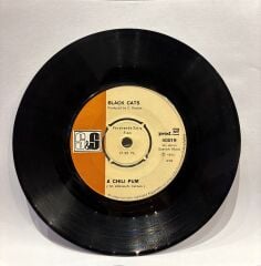 Black Cats - A Chili Pum / Marcella 45'lik