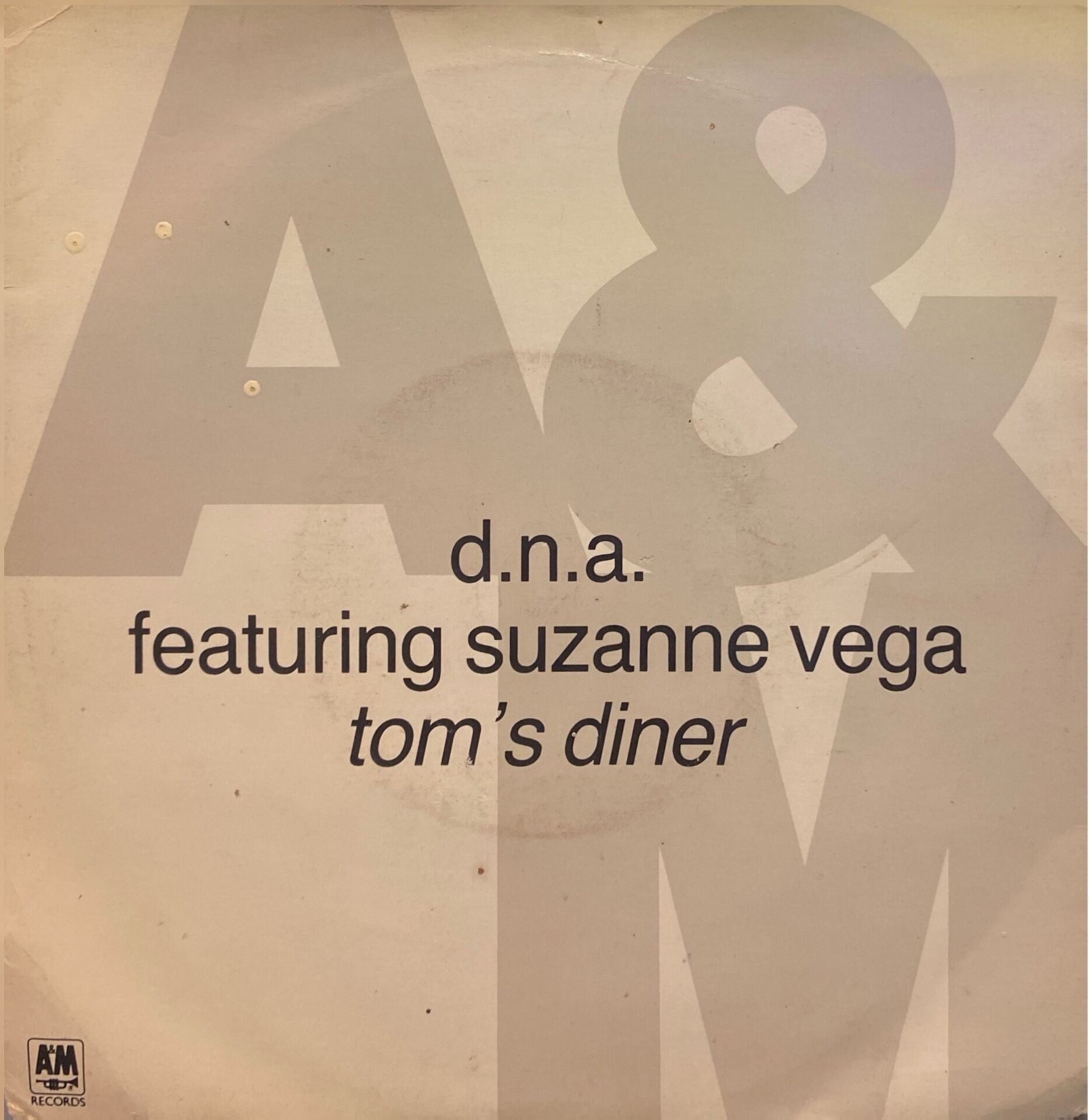 D.N.A.* Featuring Suzanne Vega – Tom's Diner 45'lik