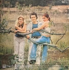 Zafer, Banu Ve Hülya – Zafer, Banu Ve Hülya LP