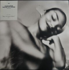 Olivia Dean – The Art Of Loving LP