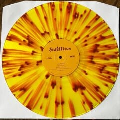 Şatellites – Şatellites ( Limited Edition, Transparent Splatter, Yellow & Red ) LP