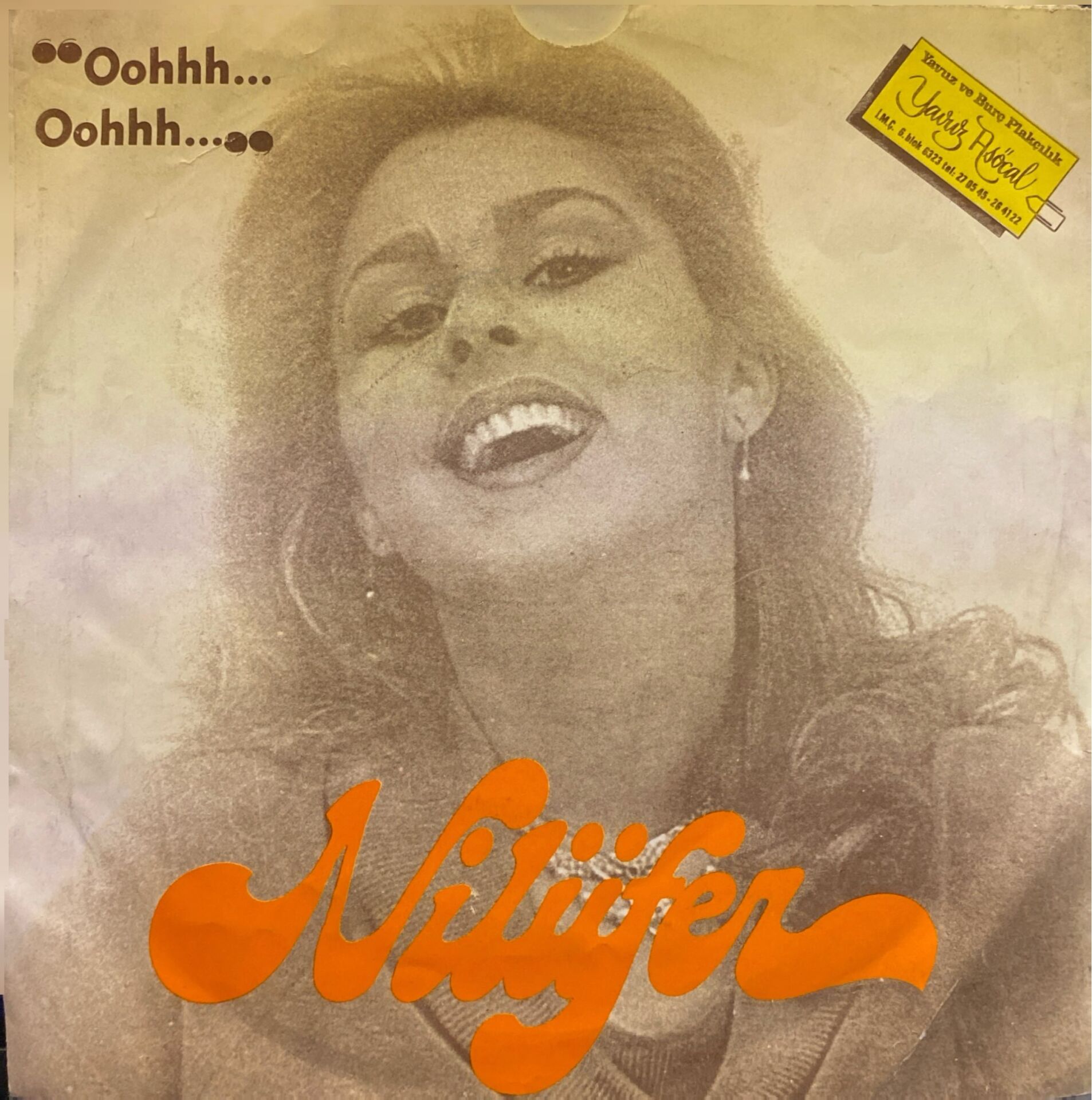 Nilüfer - Beyaz Mendil / Oohhh... Ohhh.. 45'lik