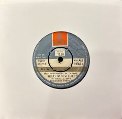 Semiramis Pekkan - Gülelim Sevilelim / O Karanlık Gecelerde 45'lik