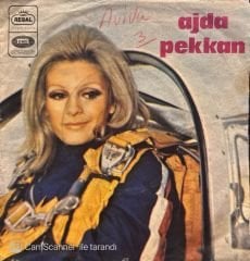 Ajda Pekkan - Bang Bang / İki Yabancı 45'lik