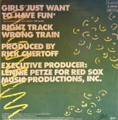 Cyndi Lauper – Girls Just Want To Have Fun / Right Track Wrong Train 45'lik