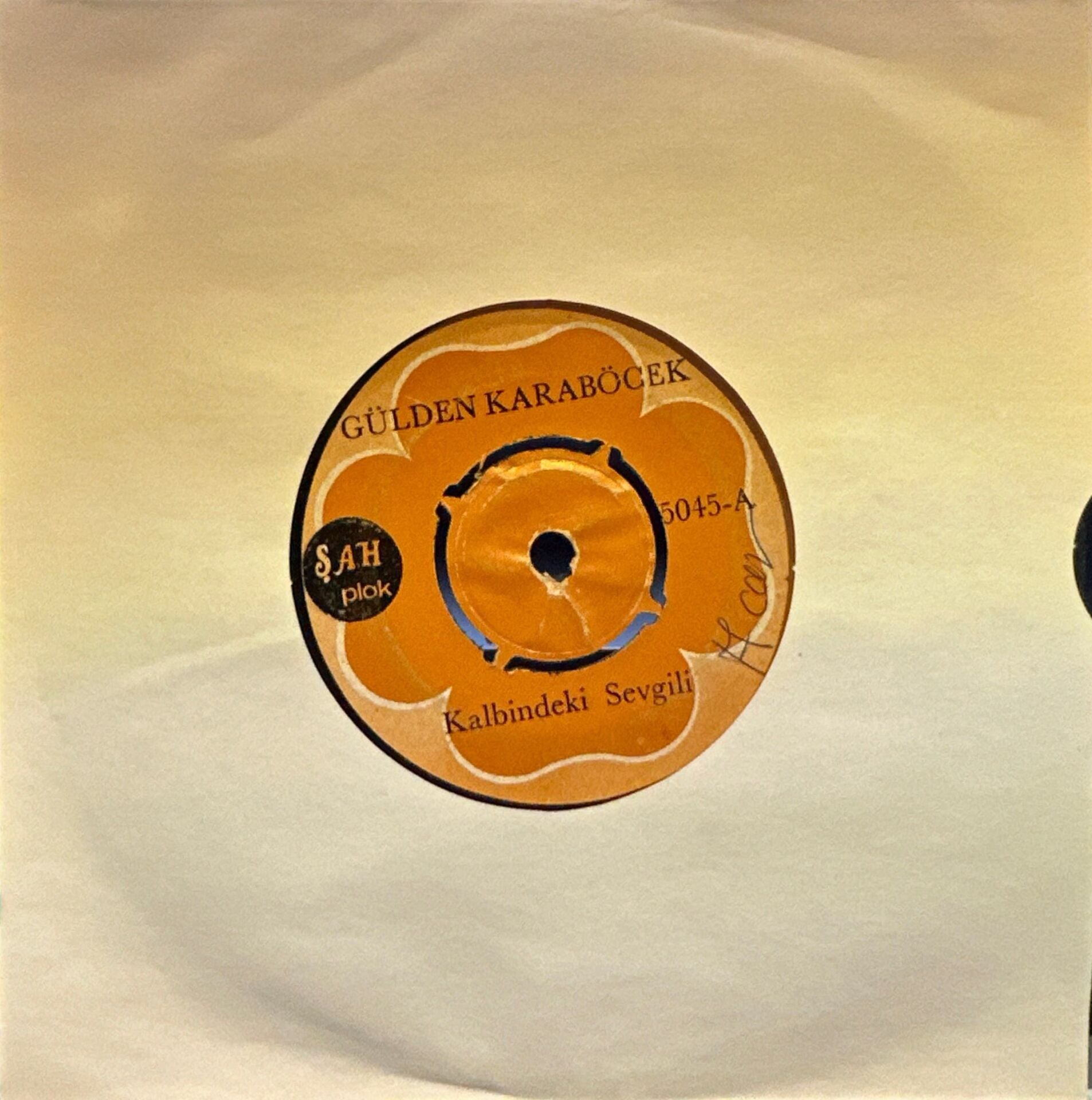 Gülden Karaböcek - Kalbindeki Sevgili / Şaka 45'lik