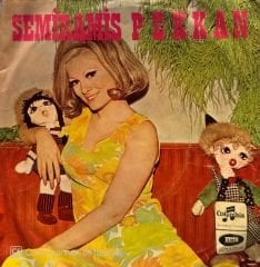 Semiramis Pekkan - Eski Sandal / Ne Geçti Elime 45'lik