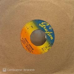 Zeki Müren - Doktor / Sevdaya Koşanlar 45'lik